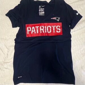 Nike Patriots Navy and Red T-Shirt size medium